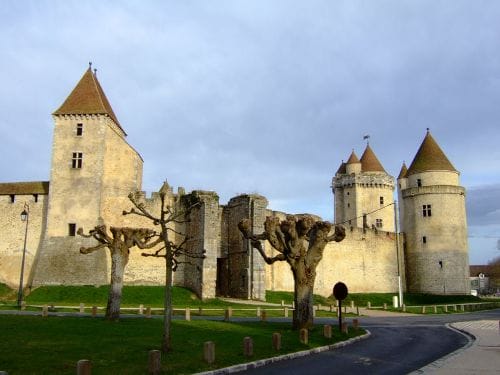 Blandy les Tours y su famoso castillo