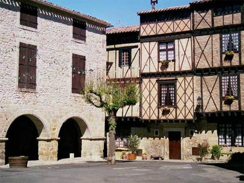 Alet-les-Bains, comuna medieval y estación termal