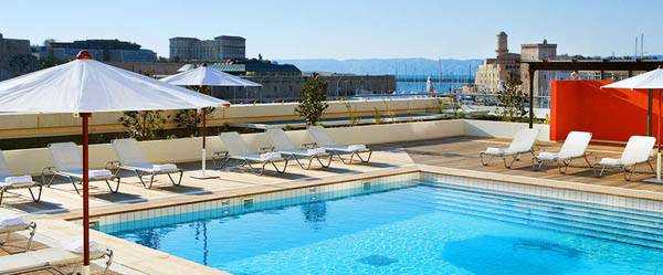 Hotel Radisson Blu Marseille Vieux Port - piscina