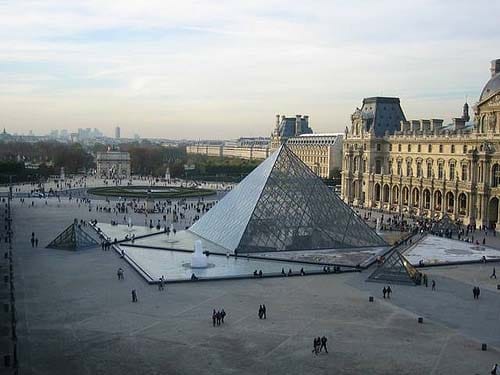 Museo del Louvre